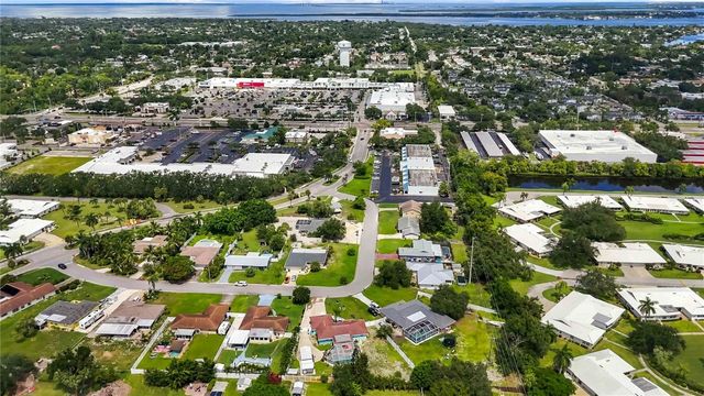 7221 8TH AVENUE LOOP W, Bradenton, FL 34209