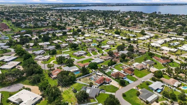 7221 8TH AVENUE LOOP W, Bradenton, FL 34209