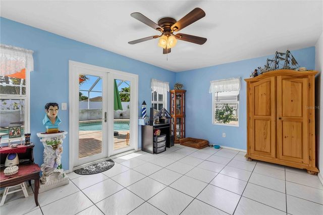 7221 8TH AVENUE LOOP W, Bradenton, FL 34209
