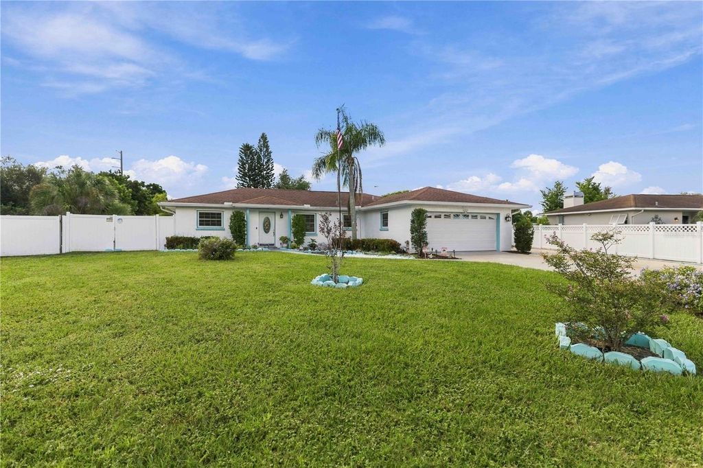 7221 8TH AVENUE LOOP W, BRADENTON, FL 34209 — photo 2