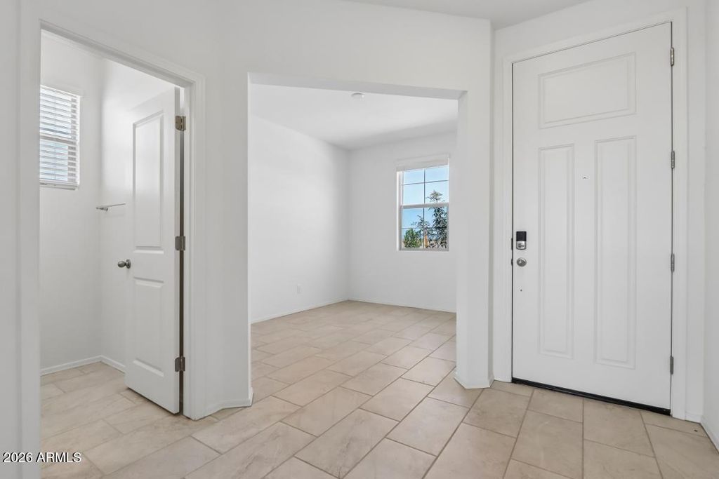 33726 N HOSTA Drive, San Tan Valley, AZ 85140 — photo 5