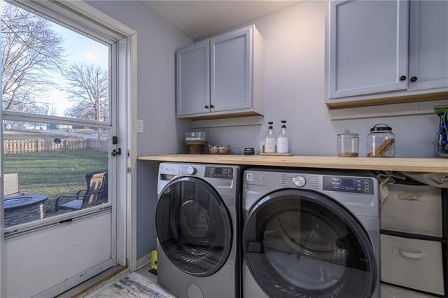 511 N 142nd Street, Bonner Springs, KS 66102