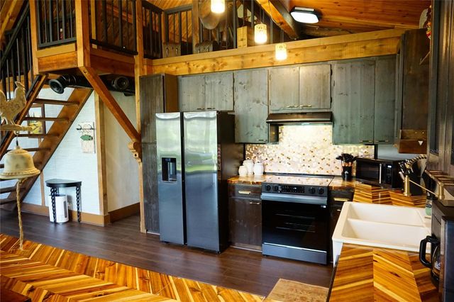 6880 E CHANNEL DRIVE, Hernando, FL 34442