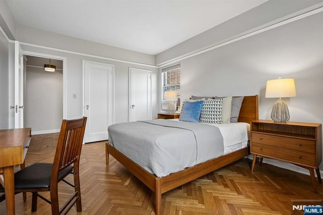 10 Crestmont Road 5J, Montclair, NJ 07042