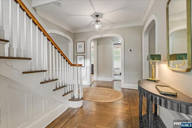 31 The Fairway, Montclair, NJ 07043