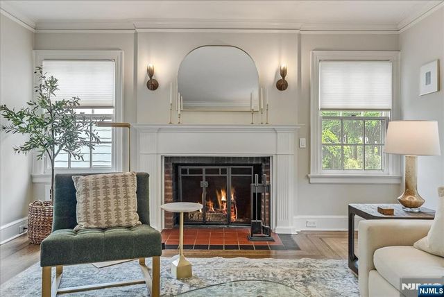 31 The Fairway, Montclair, NJ 07043