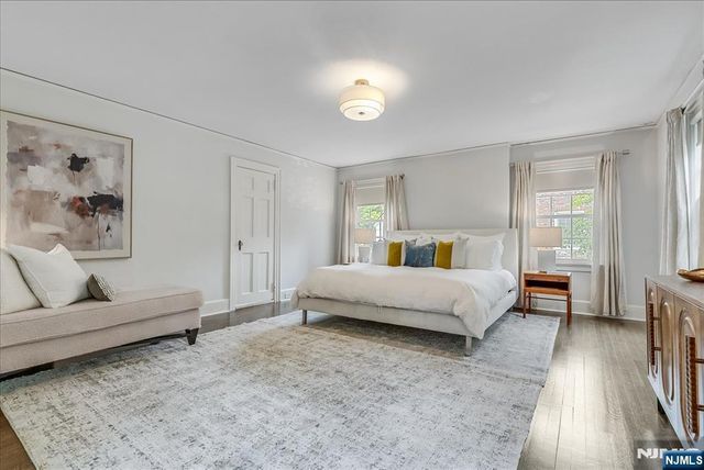 31 The Fairway, Montclair, NJ 07043