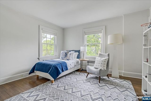 31 The Fairway, Montclair, NJ 07043
