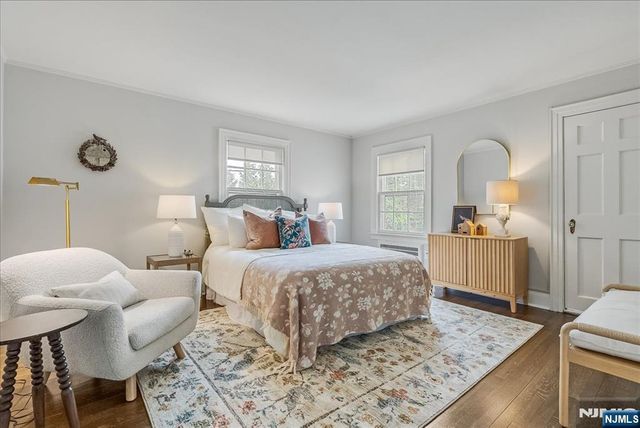 31 The Fairway, Montclair, NJ 07043