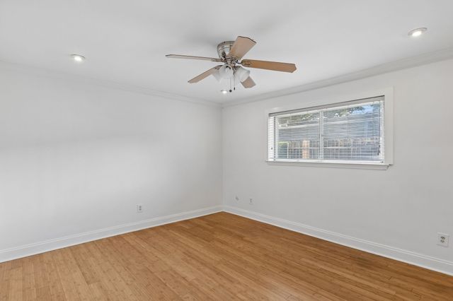 10240 Regal Oaks Drive B, Dallas, TX 75230