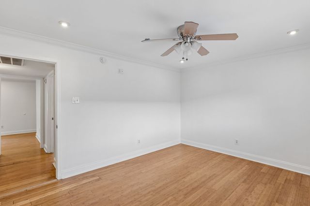 10240 Regal Oaks Drive B, Dallas, TX 75230