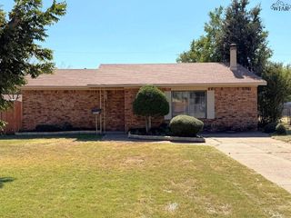 3023 STEARNS AVENUE, Wichita Falls, TX 76308