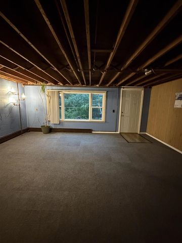 12215 Leonard Road, Nunica, MI 49448