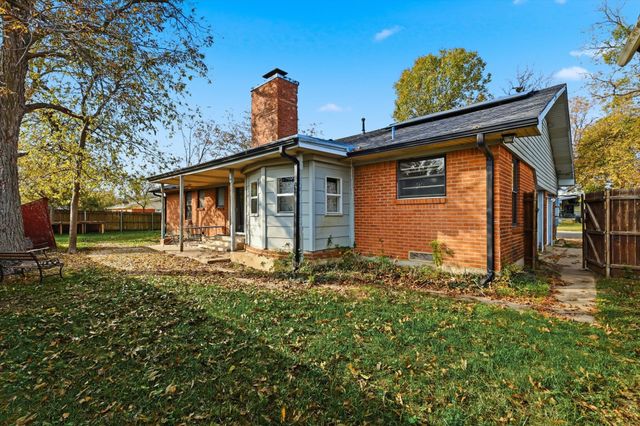 612 N 10th Street, Sanger, TX 76266