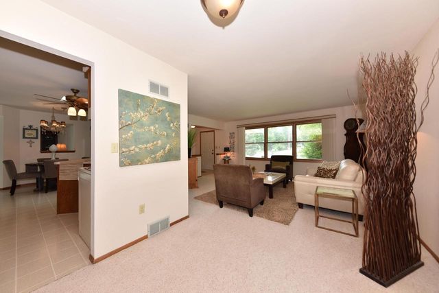 5944 S 35th STREET, Greenfield, WI 53221