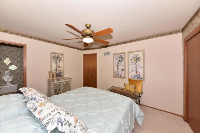 5944 S 35th STREET, Greenfield, WI 53221