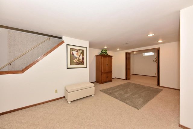 5944 S 35th STREET, Greenfield, WI 53221