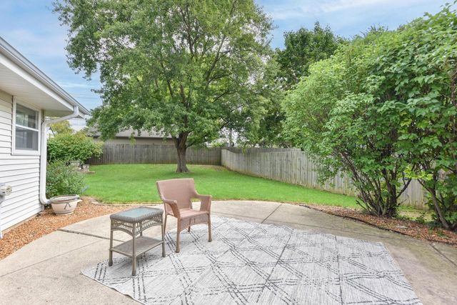 5944 S 35th STREET, Greenfield, WI 53221