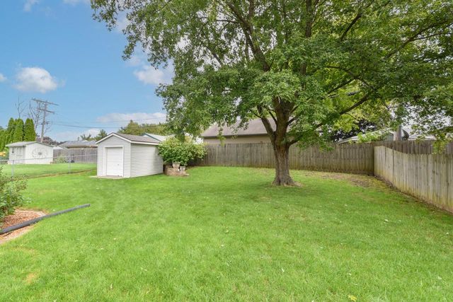 5944 S 35th STREET, Greenfield, WI 53221