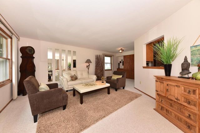 5944 S 35th STREET, Greenfield, WI 53221