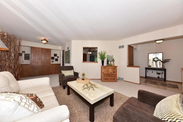 5944 S 35th STREET, Greenfield, WI 53221