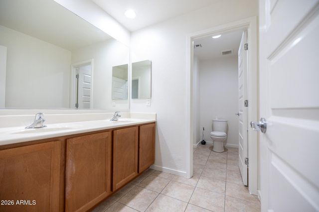 37178 N EL MORRO Trail, San Tan Valley, AZ 85140