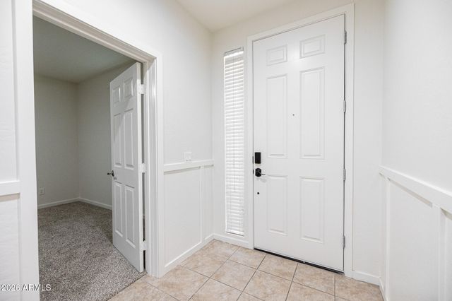 37178 N EL MORRO Trail, San Tan Valley, AZ 85140