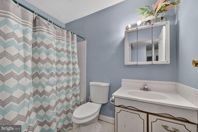 1305 N STERLING BLVD, Sterling, VA 20164