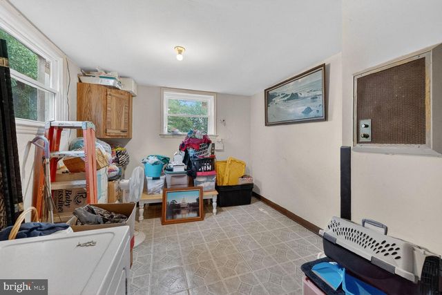 1305 N STERLING BLVD, Sterling, VA 20164