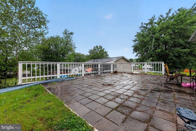 1305 N STERLING BLVD, Sterling, VA 20164