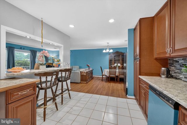 1305 N STERLING BLVD, Sterling, VA 20164
