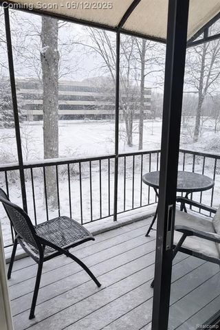 30050 Wildbrook Drive 203, Southfield, MI 48034
