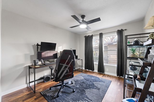 1116 Poindexter Avenue, Cleburne, TX 76033