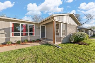 1116 Poindexter Avenue, Cleburne, TX 76033