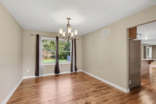 7977 Interlochen Street, Kalamazoo, MI 49009