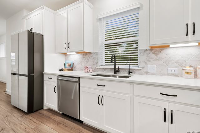 12458 Diagon Alley, San Antonio, TX 78254