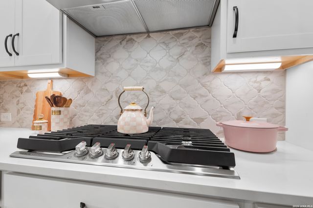 12458 Diagon Alley, San Antonio, TX 78254