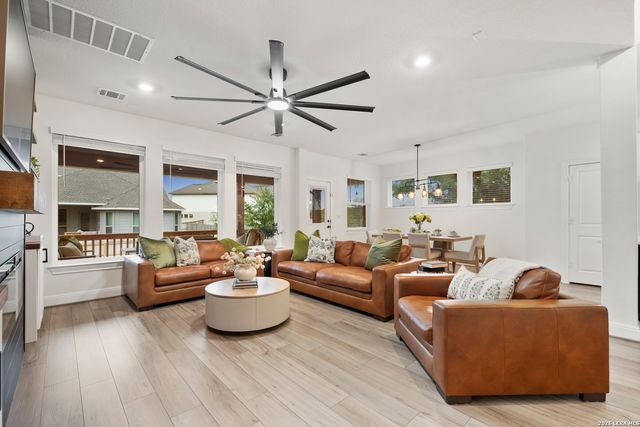 12458 Diagon Alley, San Antonio, TX 78254