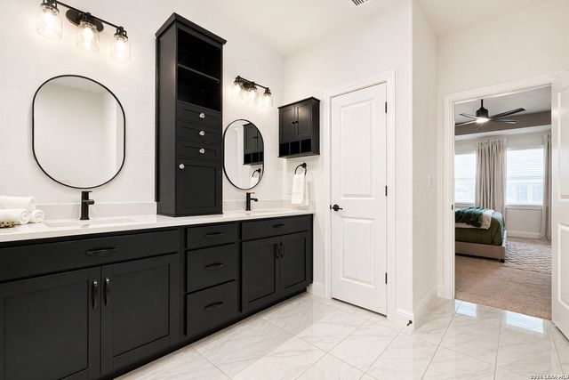 12458 Diagon Alley, San Antonio, TX 78254