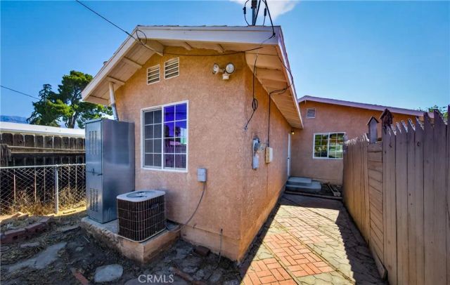 299 N 3rd St, Banning, CA 92220