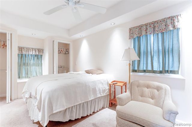 2190 W Maple Avenue, Flint, MI 48507