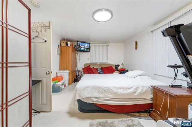 132 72nd, North Bergen, NJ 07047