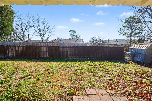 918 Sleepy Hollow Drive, Garland, TX 75043