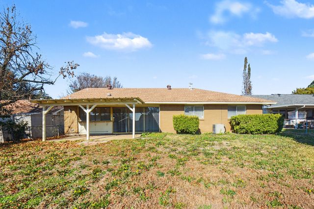 918 Sleepy Hollow Drive, Garland, TX 75043