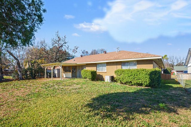 918 Sleepy Hollow Drive, Garland, TX 75043