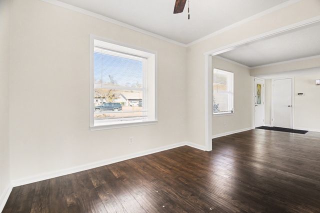 918 Sleepy Hollow Drive, Garland, TX 75043