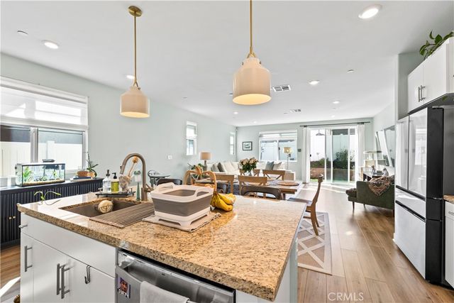 2482 Wagon Wheel Way, Rialto, CA 92377