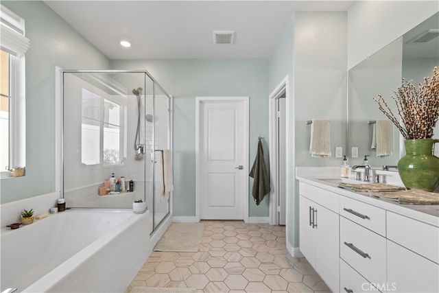 2482 Wagon Wheel Way, Rialto, CA 92377