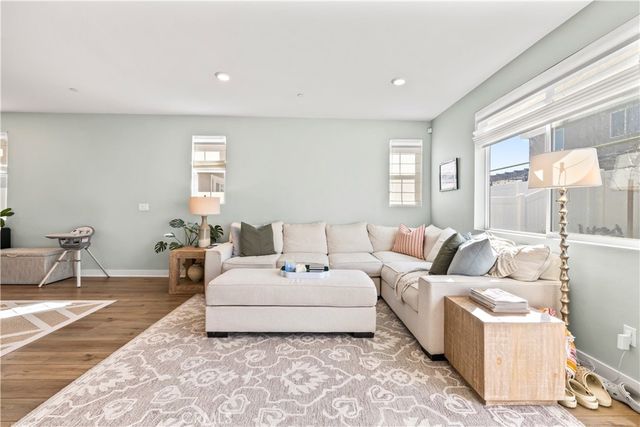 2482 Wagon Wheel Way, Rialto, CA 92377