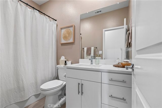 2482 Wagon Wheel Way, Rialto, CA 92377